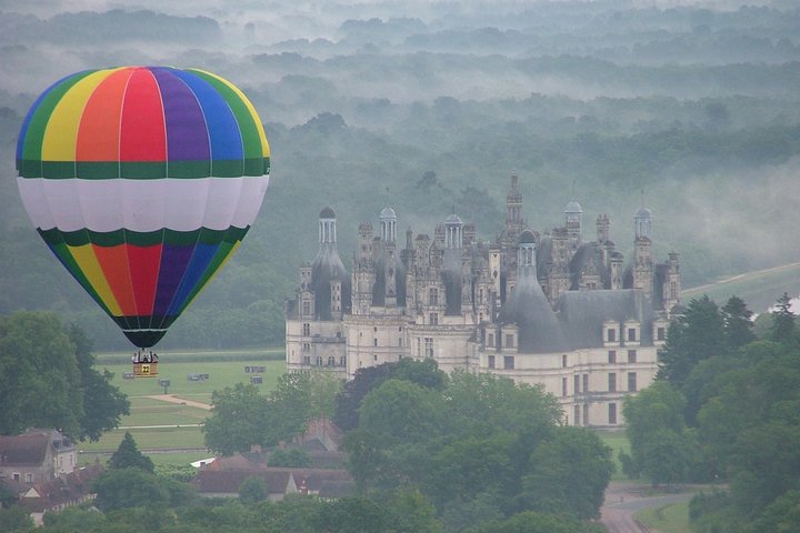 Hot-Air Balloon Ride over the Loire Valley, Amboise or Chenonceau