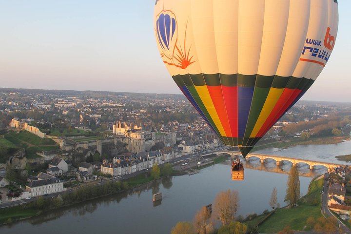 Hot-Air Balloon Ride over the Loire Valley, Amboise or Chenonceau