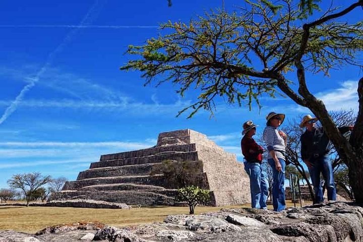 Immersive Cañada de La Virgen Pyramid Tour