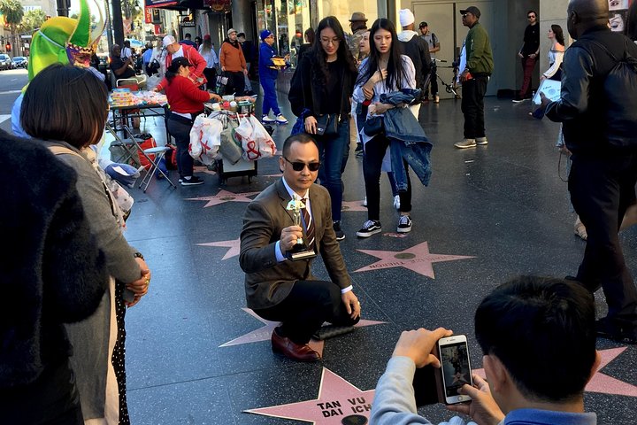 Full-Day Iconic Sights of LA, Hollywood, Beverly Hills, Beaches and More