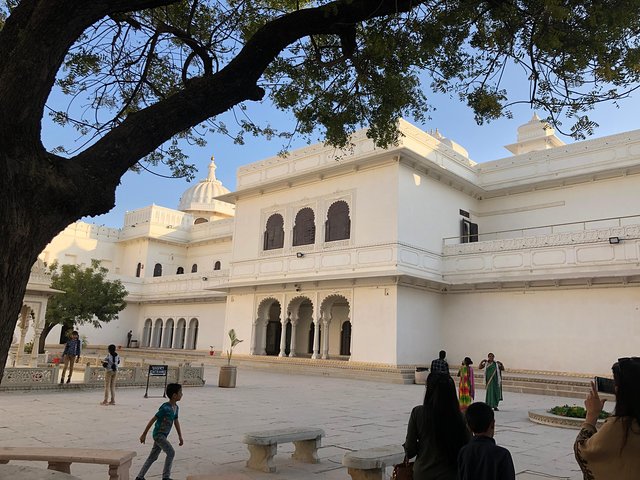 One Way Transfer From Bundi To Udaipur Drop With Chittorgarh Fort
