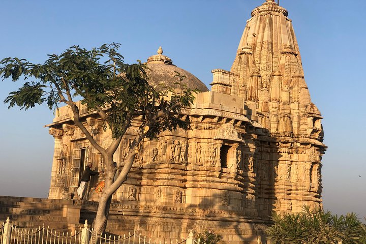 One Way Transfer From Bundi To Udaipur Drop With Chittorgarh Fort