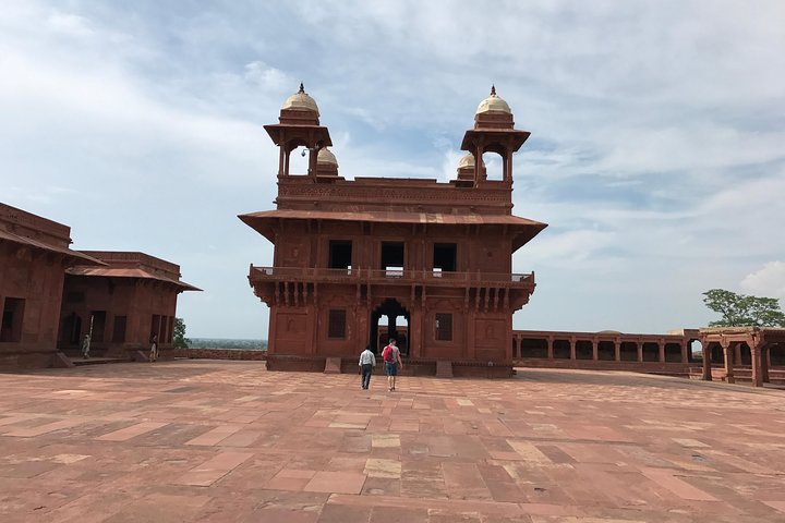 Bundi To Agra Drop Via Abhaneri Step Well's & Fatehpur Sikri