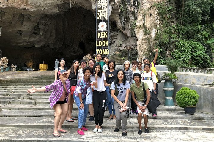 Ipoh Gua Tempurung, Caves Temples, Mirror Lake and Castle Tours