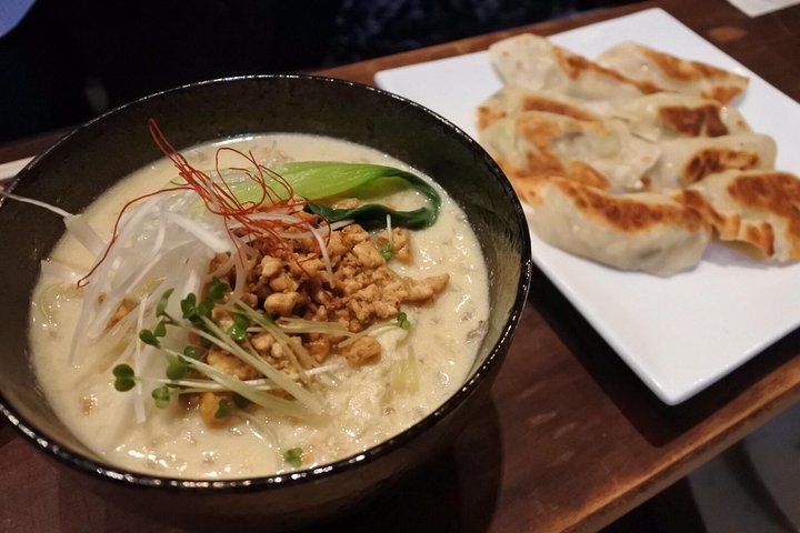 Vegan/Vegetarian Ramen and Gyoza by Bentoya cooking