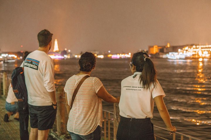 Bangkok by Night: Temples, Markets and Food Tuk-Tuk Tour