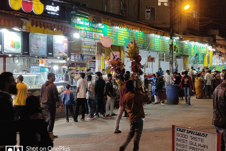 Street Food walking tour in Bangalore with a food evangelist