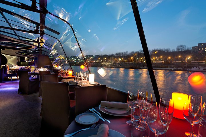 Bateaux Parisiens Seine River Gourmet Dinner & Sightseeing Cruise