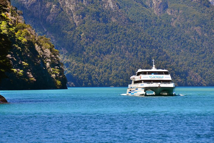 OneWay Journey: Puerto Varas, Chile to Bariloche, Argentina
