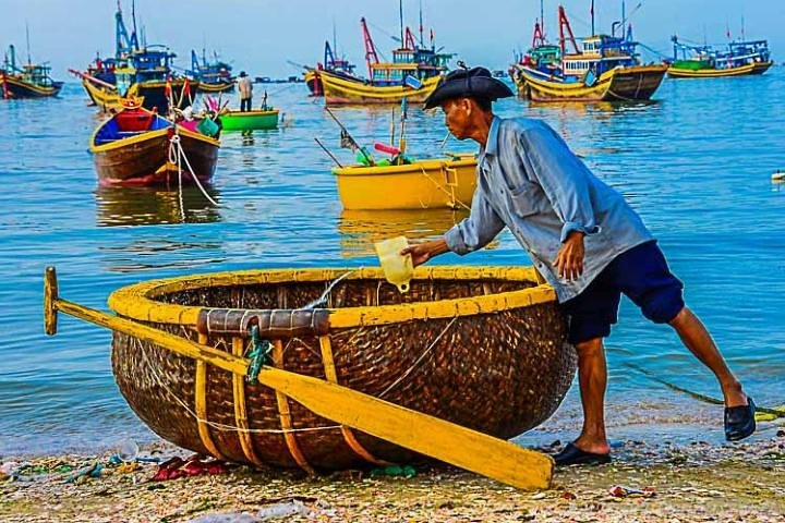 Mui Ne Food Tour | Enjoy the Real Local Taste & Stunning sunset