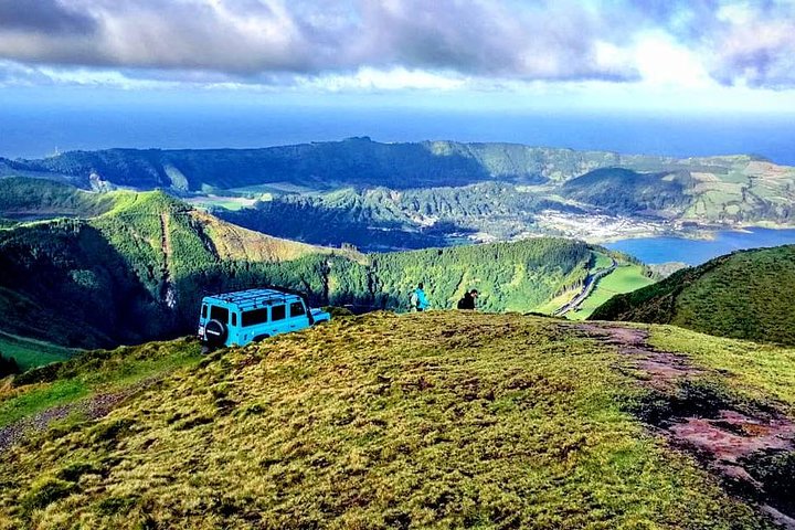 Off the Beaten Track Half Day Sete Cidades Jeep Tour