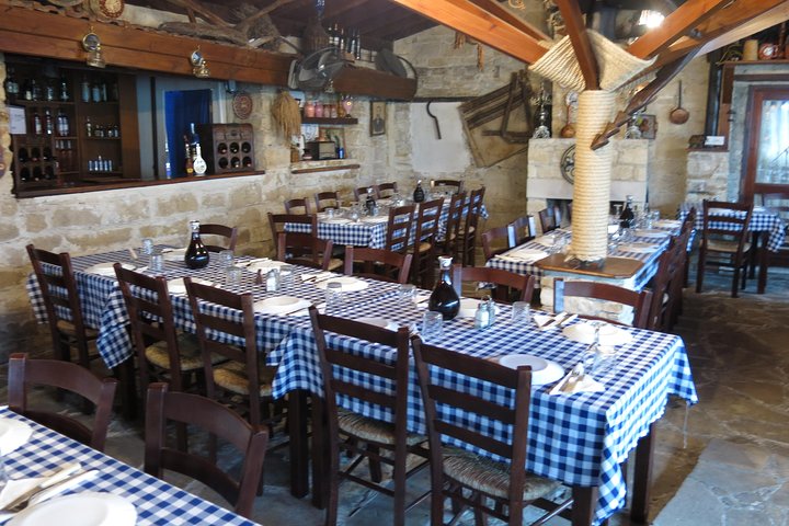 Troodos Mountains Villages: All Inclusive Food & Wine Day Tour