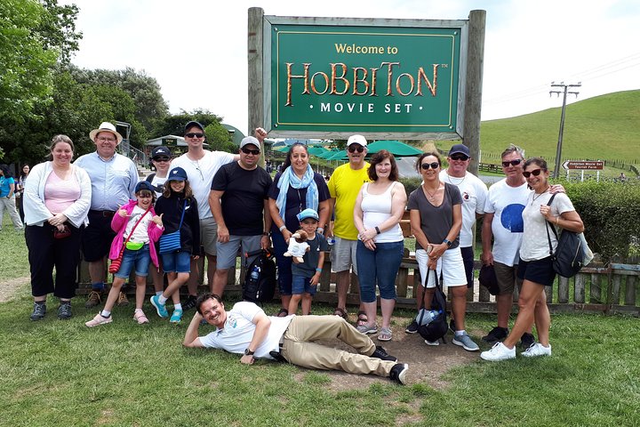 Hobbiton Transport & Tauranga Highlights Excursion from Tauranga