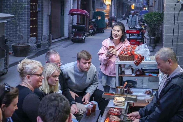 Xi'an Evening Food Tour by TukTuk