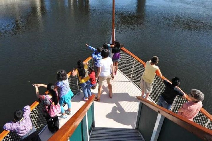Hudson River Sightseeing Cruise from Albany