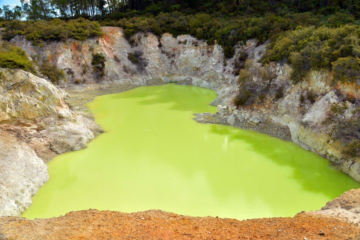 Wai-O-Tapu Thermal Wonderland, Rotorua, New Zealand