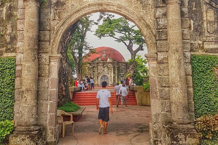 Experience Manila's Heritage: Intramuros & More in Half a Day!
