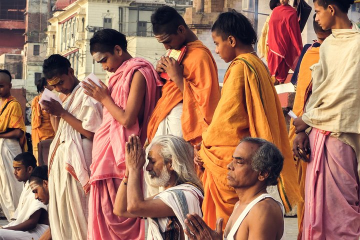 Spiritual Tour of Bodhgaya & Varanasi (5 Days)