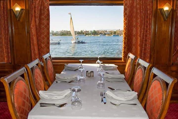 4-Day Nile cruise Aswan to Luxor with Abu Simbel & Guided Tours
