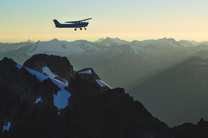 Squamish Explorer Flightseeing Tour