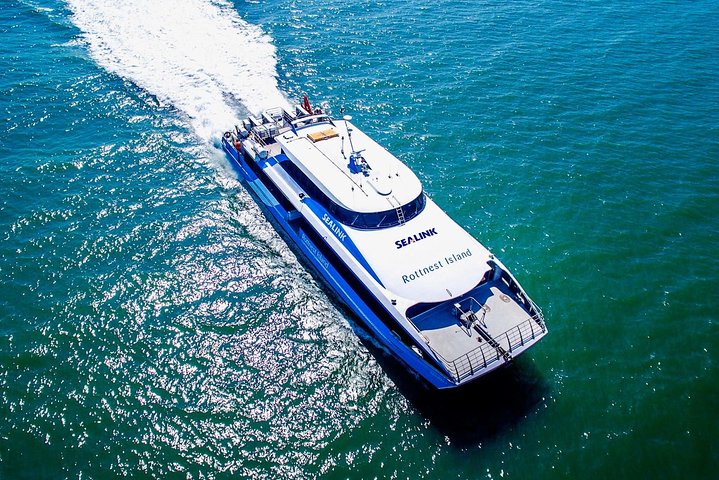 Fremantle to Rottnest Island Roundtrip Ferry Ticket