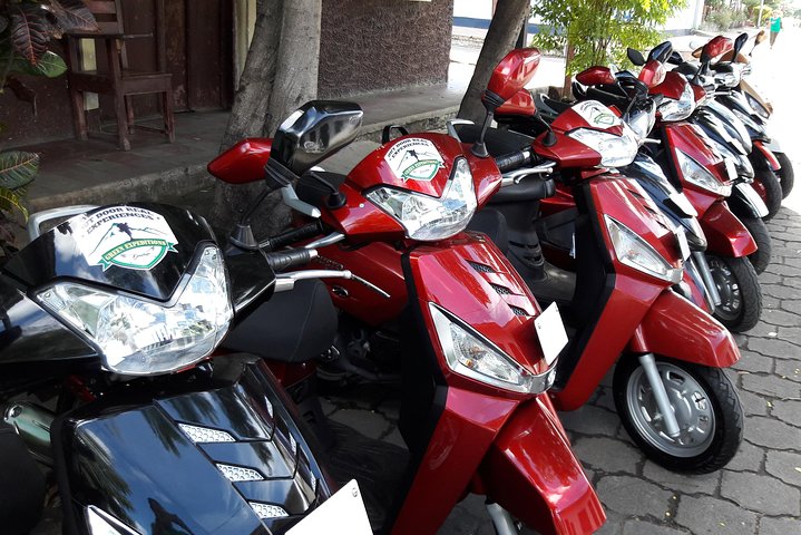 Rent of scooters, motorcycles .