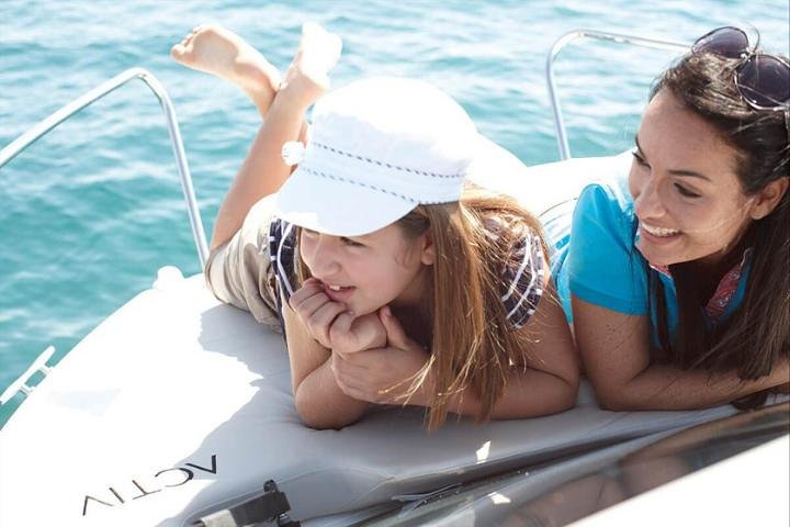 Ulysses Coast Boat Tours