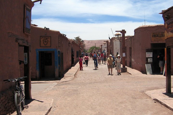 Private transfer from Calama Airport to San Pedro de Atacama