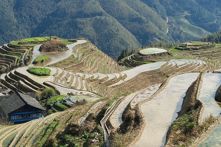 Longji Rice Terraces to Guilin Liangjiang International Airport (KWL)