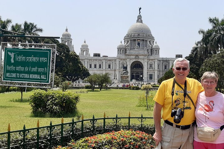 Explore Kolkata: Private 1-Day and 2-Day Tour Options