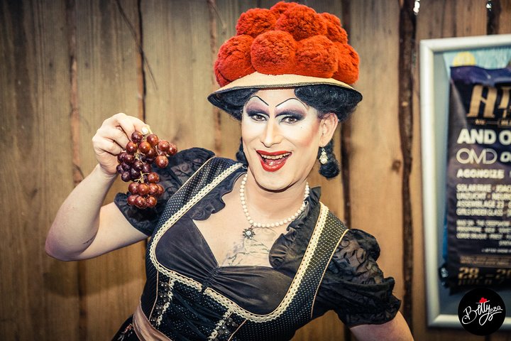 Hello there, Freiburg! - Travesty show tour with Betty BBQ