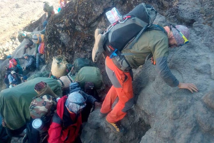 6 Days Climbing Mt.Kilimanjaro (Lemosho route)