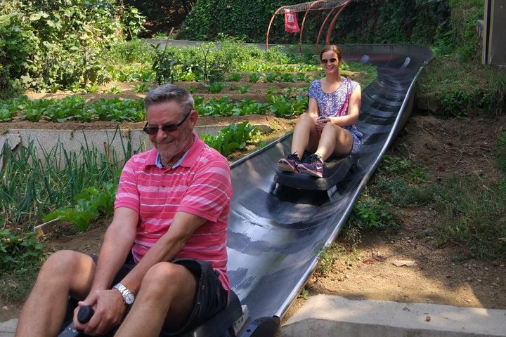 All-Inclusive Day Tour: Mutianyu Great Wall and Summer Palace