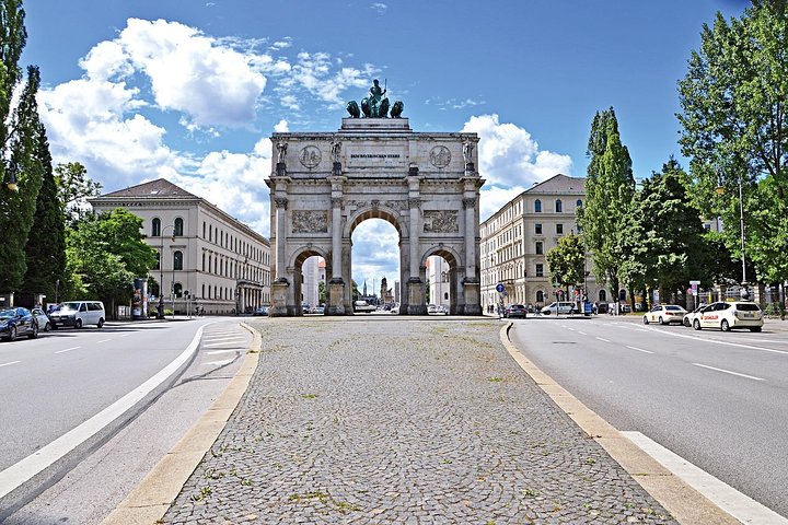 Private Transfer from Linz to Munich, Hotel-to-hotel, English-speaking driver