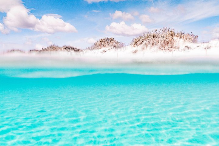 VIP luxury chartered escapes, exploring the reef at your own pace