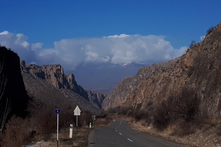 2 days - 1 night private tour to Khor Virap,Areni,Noravank,Tatev