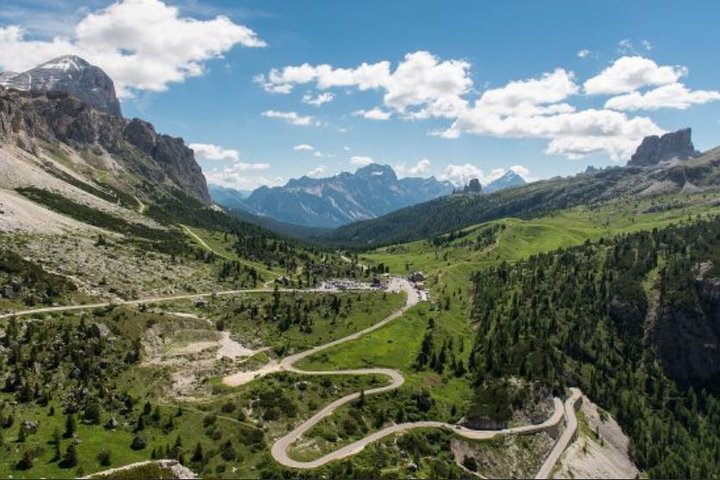 Heart of the Dolomites starting from Cortina d'Ampezzo