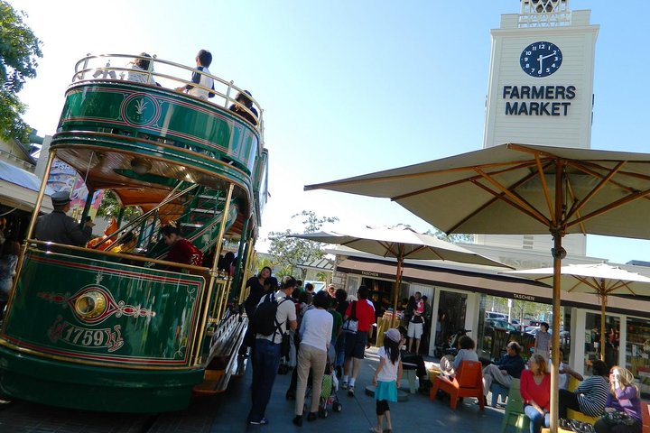 Private Tour of Los Angeles in a Luxury Vehicle