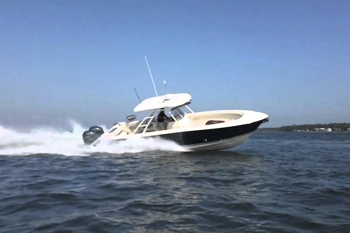 La Digue - Mahe Private boat transfer (up to 8 pax)