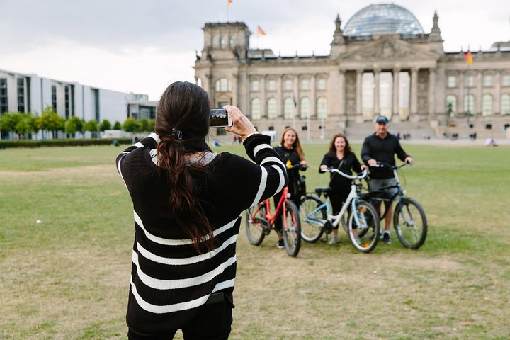 Berlin Highlights 3-Hour Bike Tour
