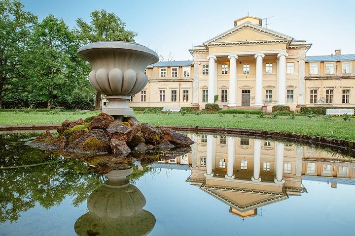 Gauja National Park Tour: Castles and Wine Tasting