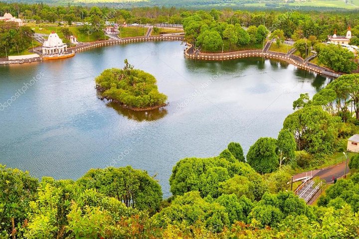 Enchanting South West - Full Day Tour with CASELA Park and Lunch