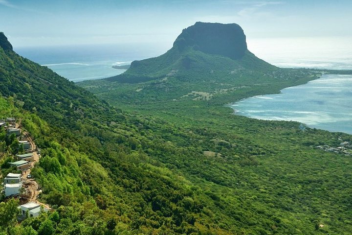 Enchanting South West - Full Day Tour with CASELA Park and Lunch