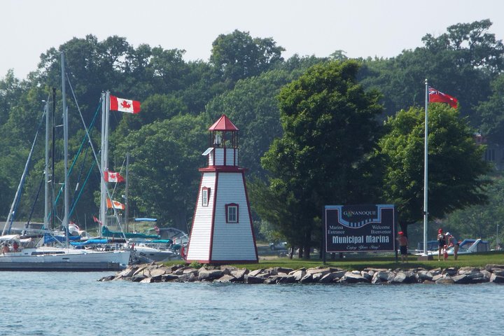 1000 Islands Canada (No passports required, Departing from the US