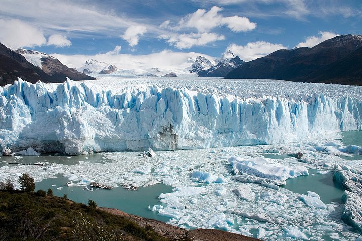 Puerto Natales: Full-Day Transport to Perito Moreno Glacier