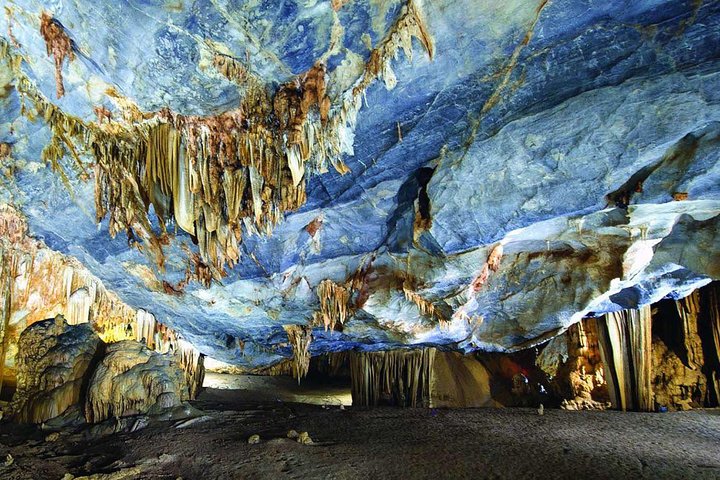 Phong Nha Cave - Paradise Cave Small Group Tour: All Inclusive