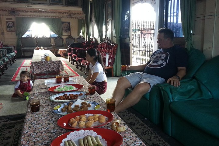 Private Bandar Highlight, Water Village & Proboscis Monkey Tour