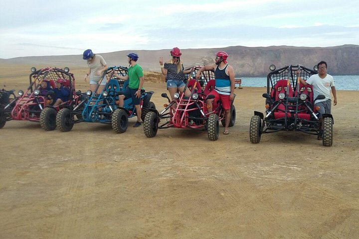 Buggy ride in Paracas National Reserve