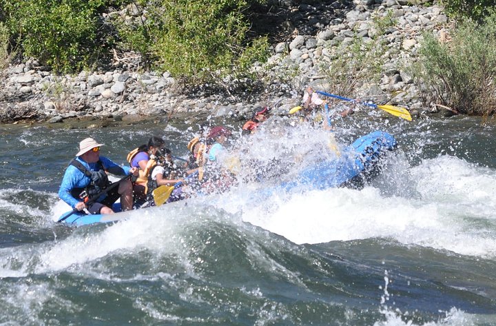 Whitewater and Wine: Wenatchee River Whitewater Rafting and Winery Tour