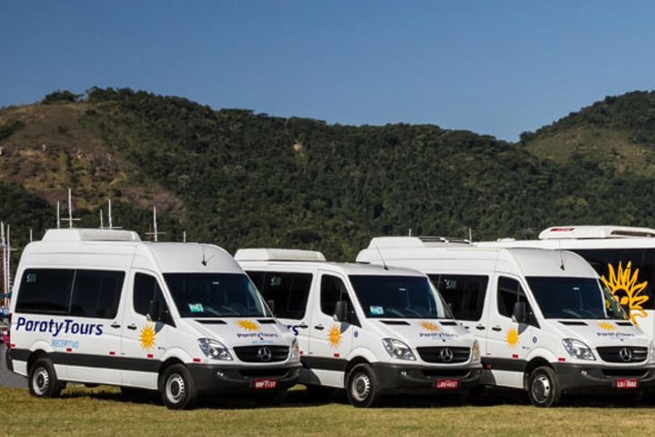 From Paraty: shared transfer to hotels in Rio de Janeiro